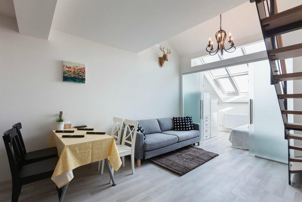 Kent Ridge Loft, Sokolska Apartment